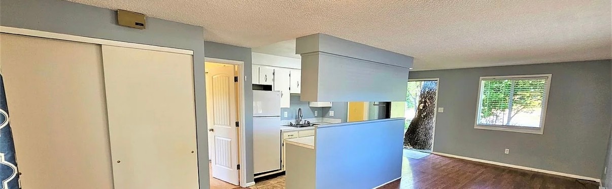 Photo - 1200 4th Ave