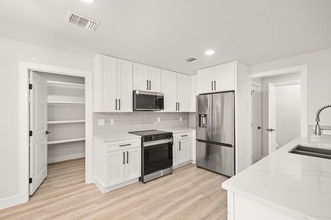 Photo - “Newly Remodeled 4BR Home in Prime San Antonio Location”