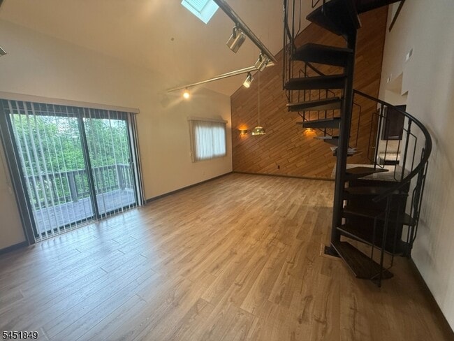 Photo - 11 Great Gorge Dr Unit 8