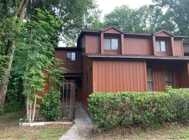 Building Photo - 5868 SW 8th Pl Rental