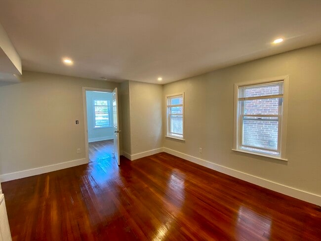 Photo - 975 Chestnut St Unidad 2