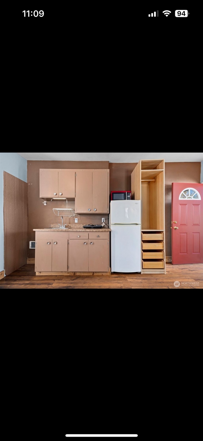 Building Photo - 2126 Zephyr Pl Unit ADU