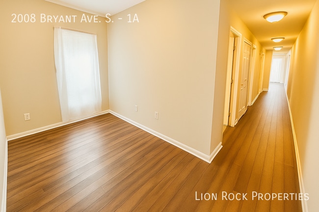 Photo - 2008 Bryant Ave S Unit 1A