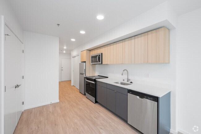 1BR, 1BA - 709SF - Kitchen
