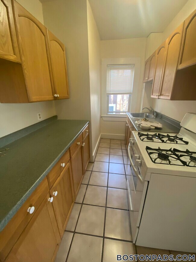 Photo - 132.5 Oxford St Unit 11