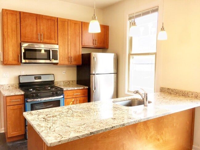 Photo - 1421 W Huron St Unit 3R