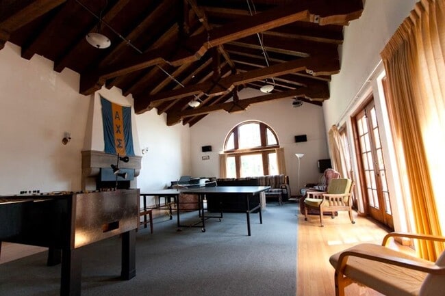 Photo - 2627V - Alpha Chi Sigma Unit 4