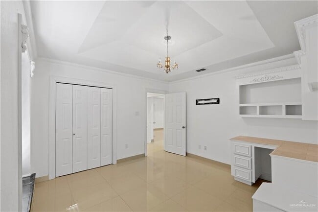 Photo - 21 E St