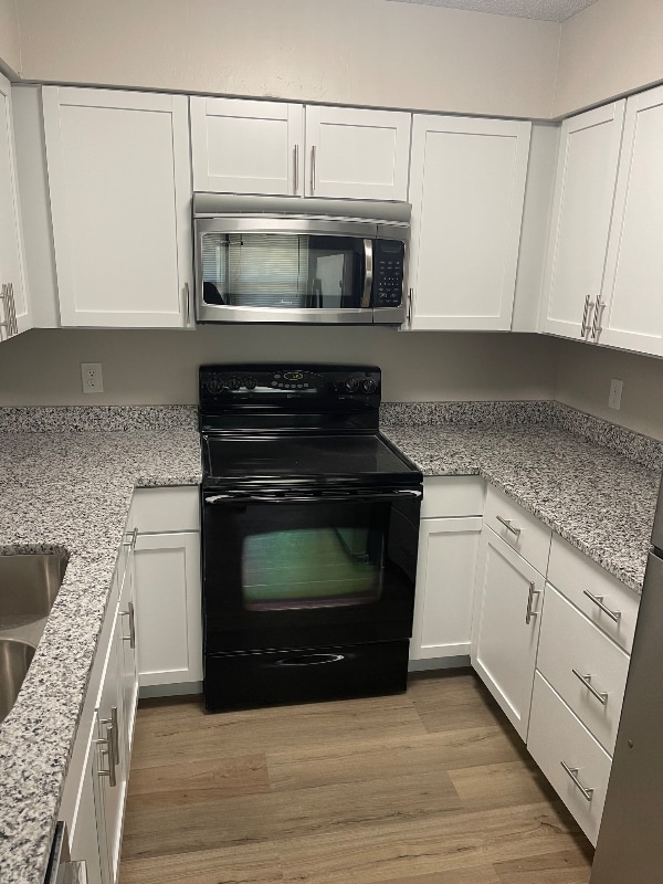 Photo - 210 N 4th St Apartment Unit 1