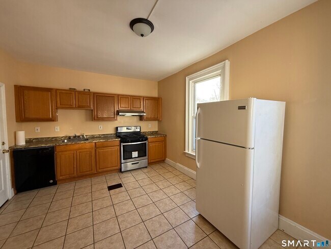 Photo - 10 Gilbert Ave