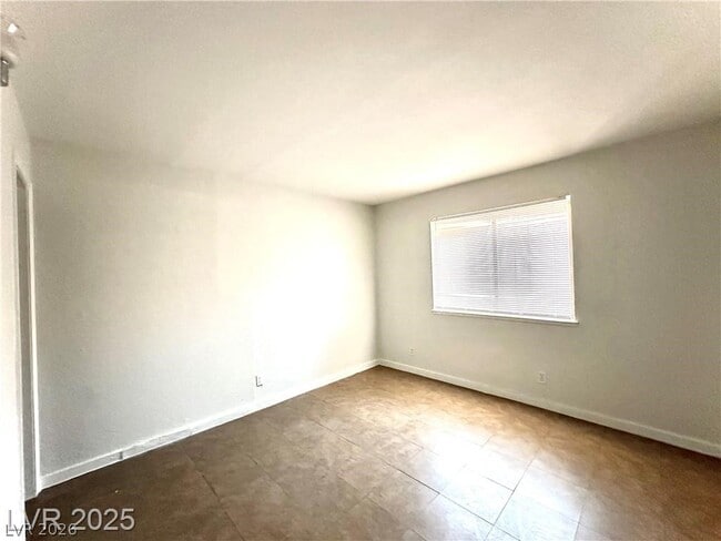 Photo - 2112 Venus Ave Unit A