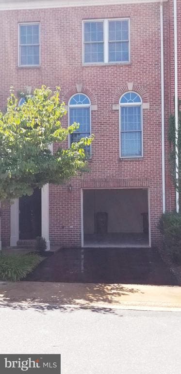 Building Photo - 464 Winding Rose Dr