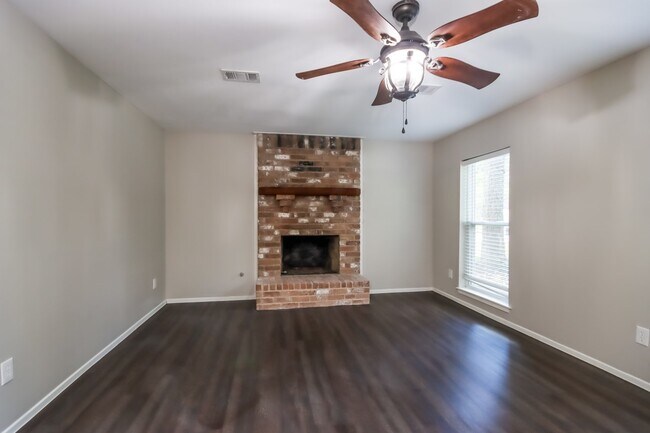 Photo - 103 Maple Branch St