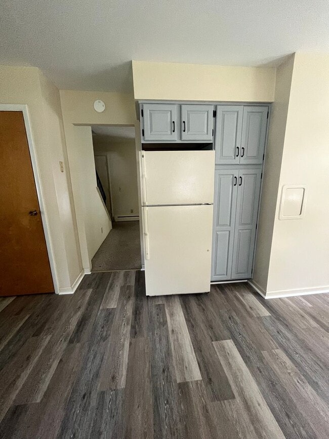 Photo - Spacious 4 Bedroom Single-Family Home with Deck & Attached Two-Car Garage
