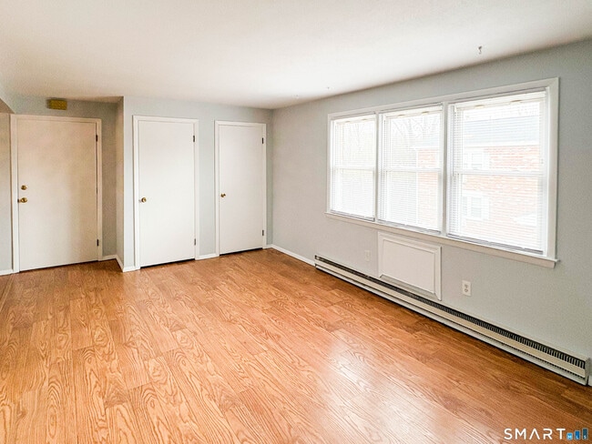 Photo - 53 Hiltbrand Rd Unit APT 3-10