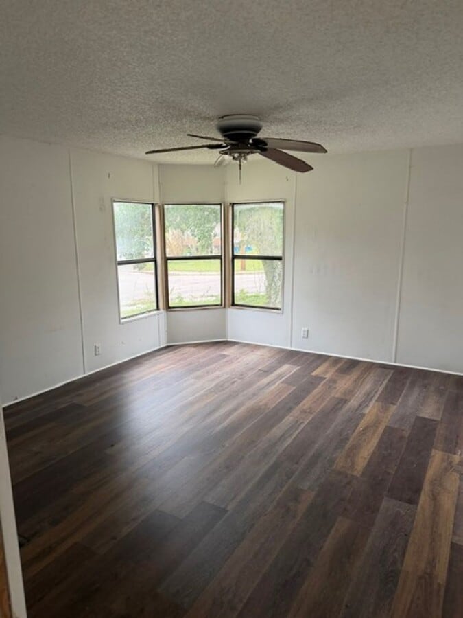 Photo - 1438 Tami Trail