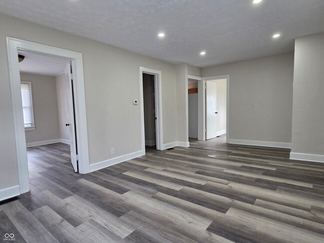 Photo - 2002 Arrow Ave