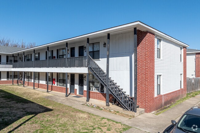 Building Photo - Sycamore Apartments