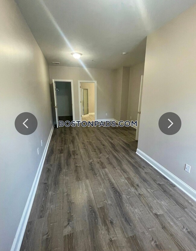 Photo - 4801 N Main St