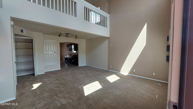 Photo - 14235 Russ Leach Ave