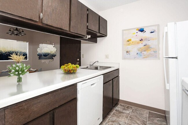 Oak Park Heights Apartments