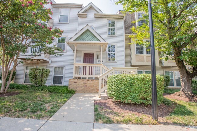 Building Photo - Charming 1 BR/1 BA Condo in Laurel!