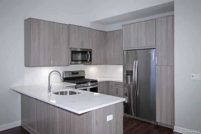 104 Sutton Ct Unit 104