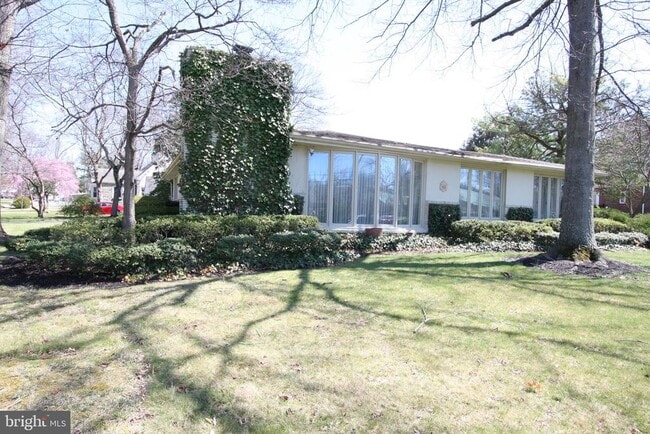 Photo - 1406 Park Blvd