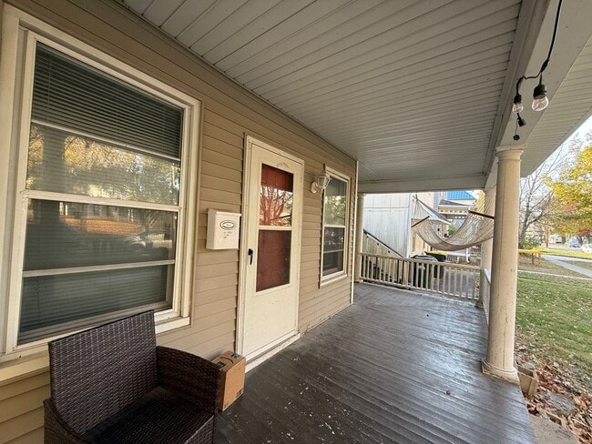 Photo - $3,000 | 5 Bedroom, 2 Bathroom House | NO ...