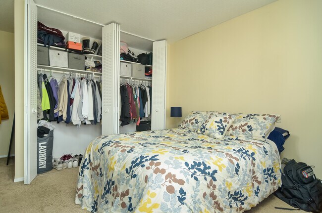 Photo - 1004 7th St SE