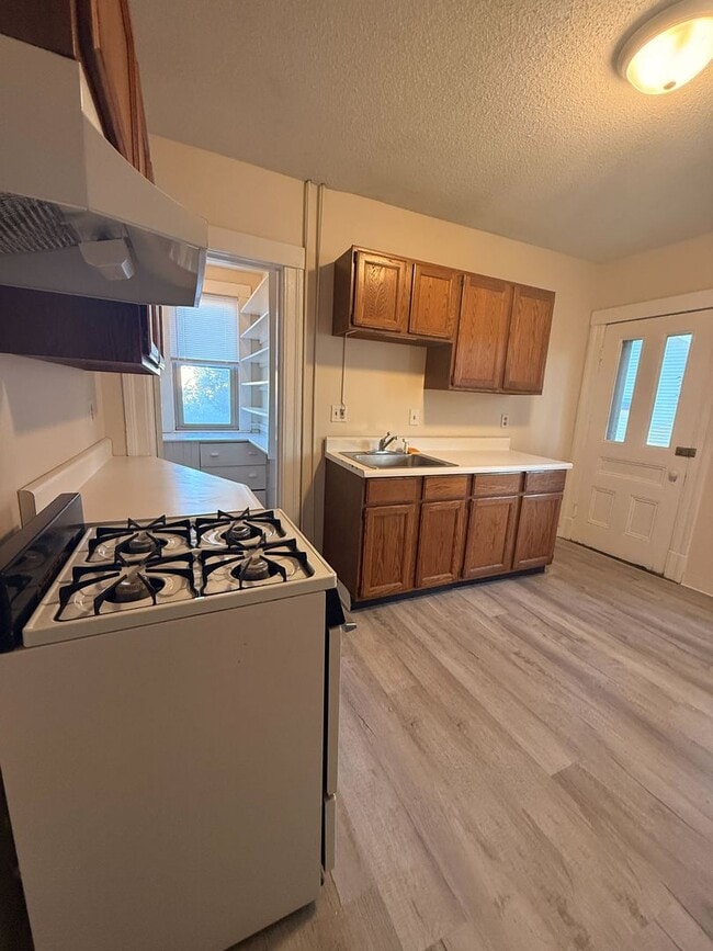 Building Photo - 1-7 Glenwood Ave. Unit 1 Glenwood Ave