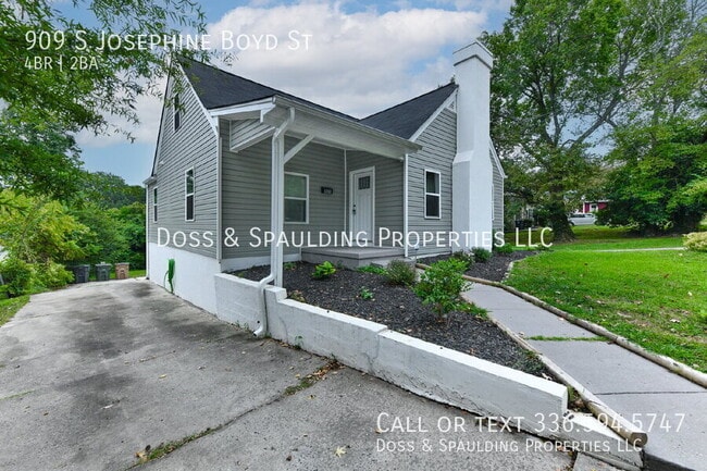 Photo - 909 S Josephine Boyd St