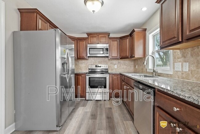 Photo - 8459 Primrose St