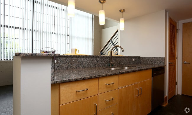 Kitchen sink