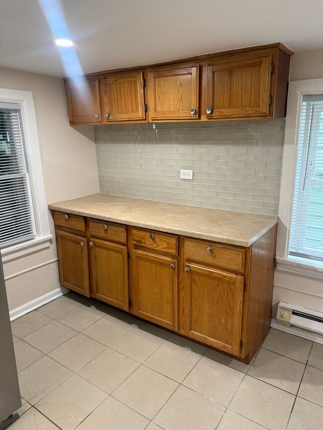 Photo - 2244 W Farragut Ave Unit 1