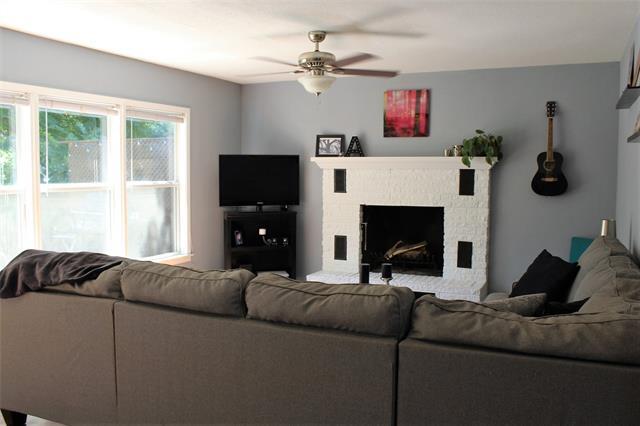 Photo - 2347 Edgemont Dr