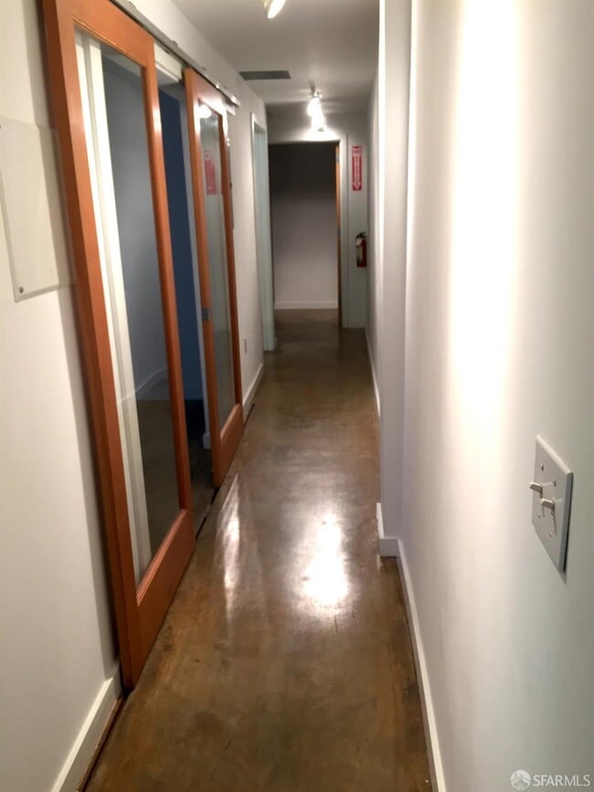 Photo - 52 Rausch St