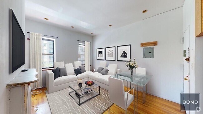 Building Photo - 1413 Second Avenue Unit 6 Rental