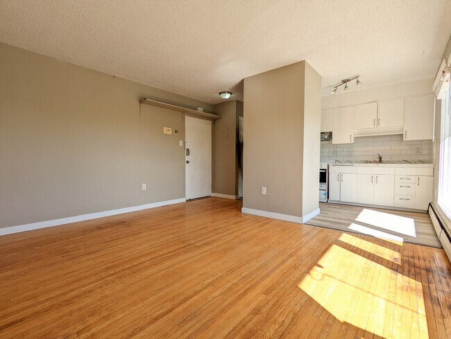 Photo - Rossdale Apartments 1