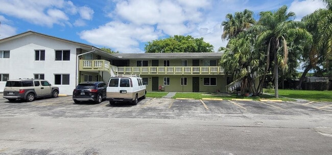 Photo - 6601 SW 46th St Unit 203