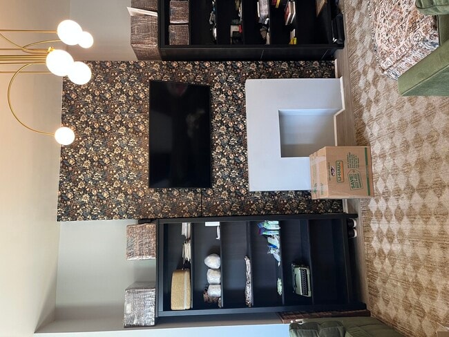 Photo - 2739 W Haddon Ave Unit 1