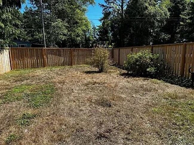 Photo - For Rent | Spacious 2 Bedroom + Den Home in Ocean Park