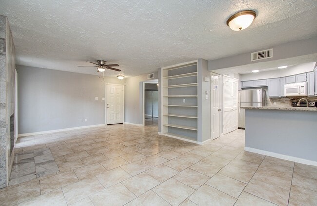 Photo - 10555 Turtlewood Ct Unidad 2802