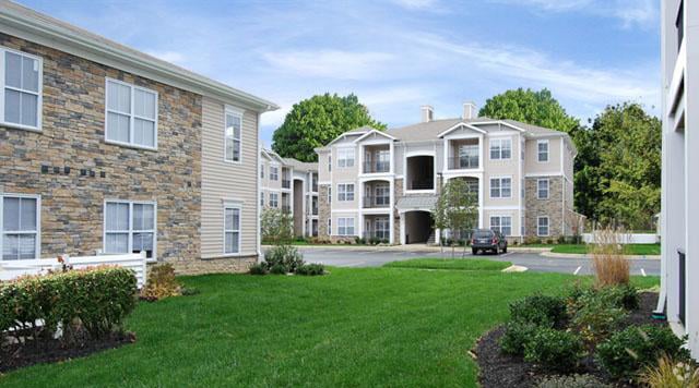 Photo - Garden Springs Apartments