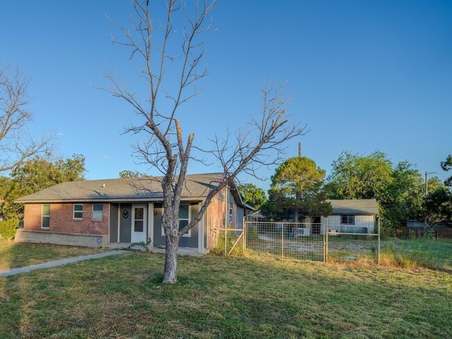 600 W 13th St
