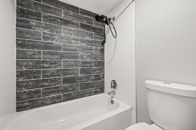 Photo - 100 State St