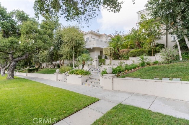 Photo - 763 E Olive Ave