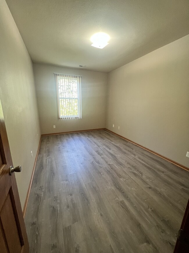 Photo - 10180-10183 Clearwing Ln