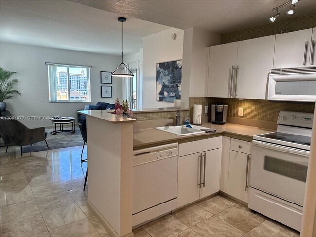 10 Aragon Ave Unit 1120