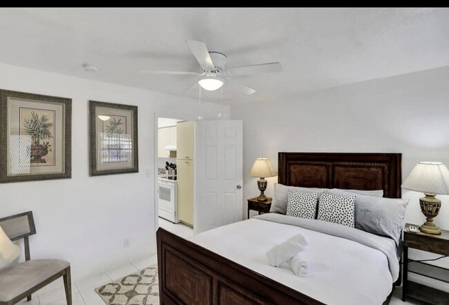 Photo - 820 NE 16th Ave Unidad 6